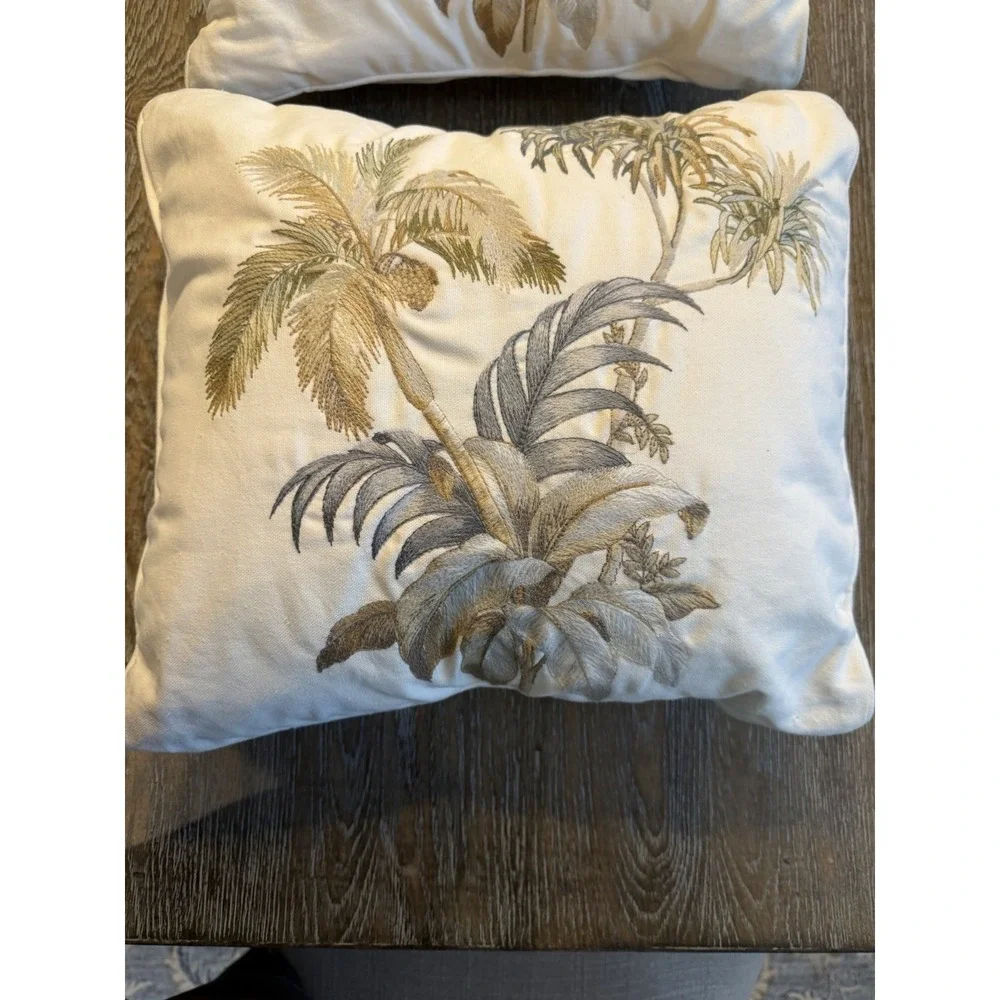 Tommy Bahama 17